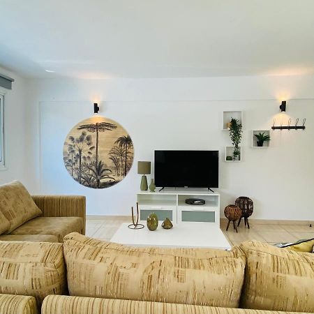 Serena'S 2-Br Apartment In Lárnaka Eksteriør bilde