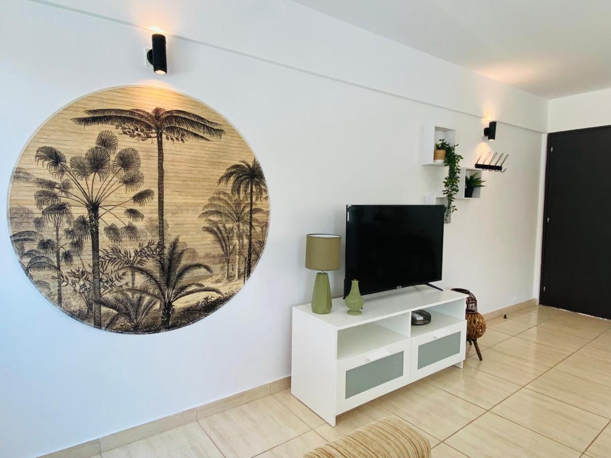 Serena'S 2-Br Apartment In Lárnaka Eksteriør bilde